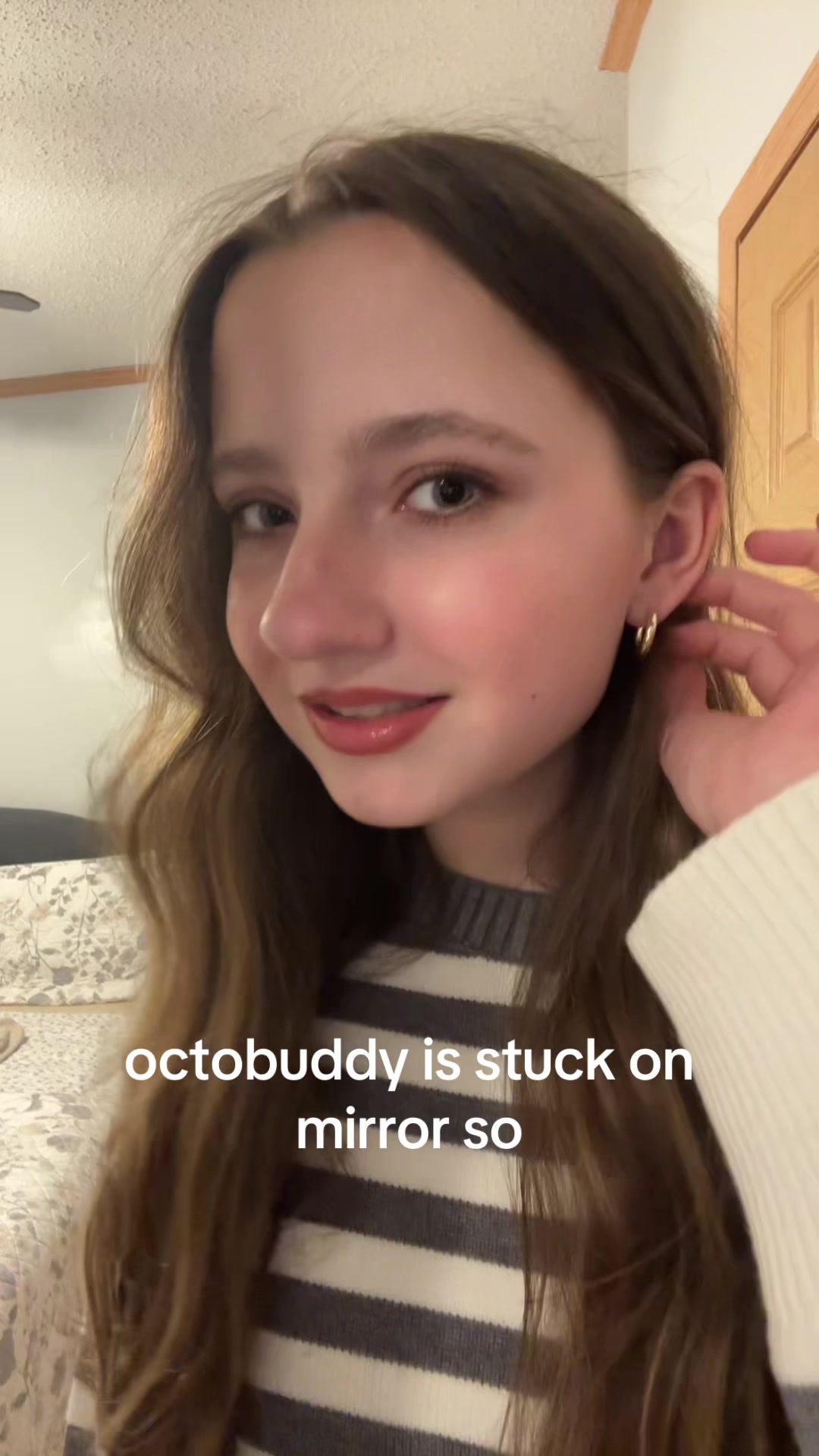 @??