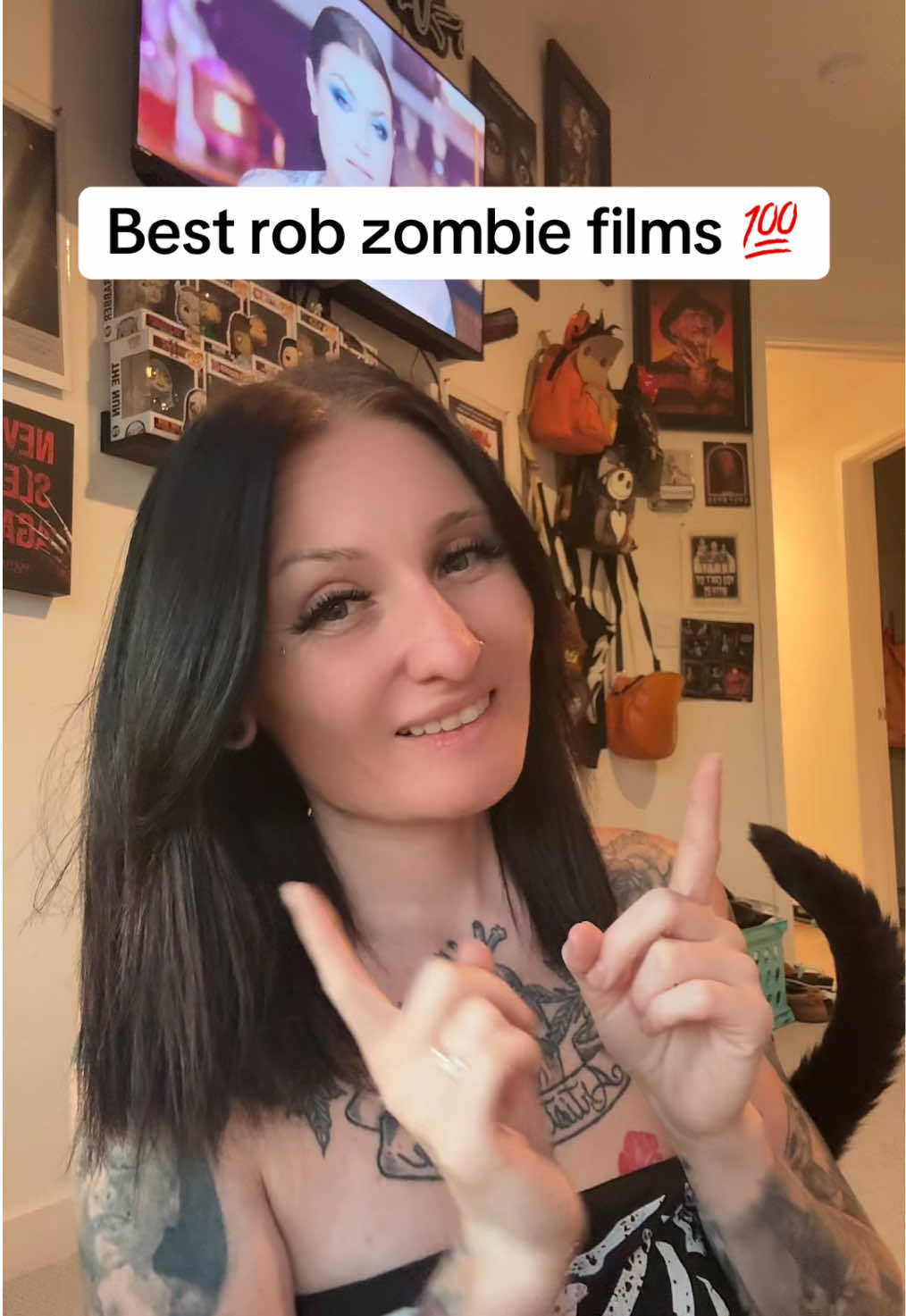 @tannieloveshorror