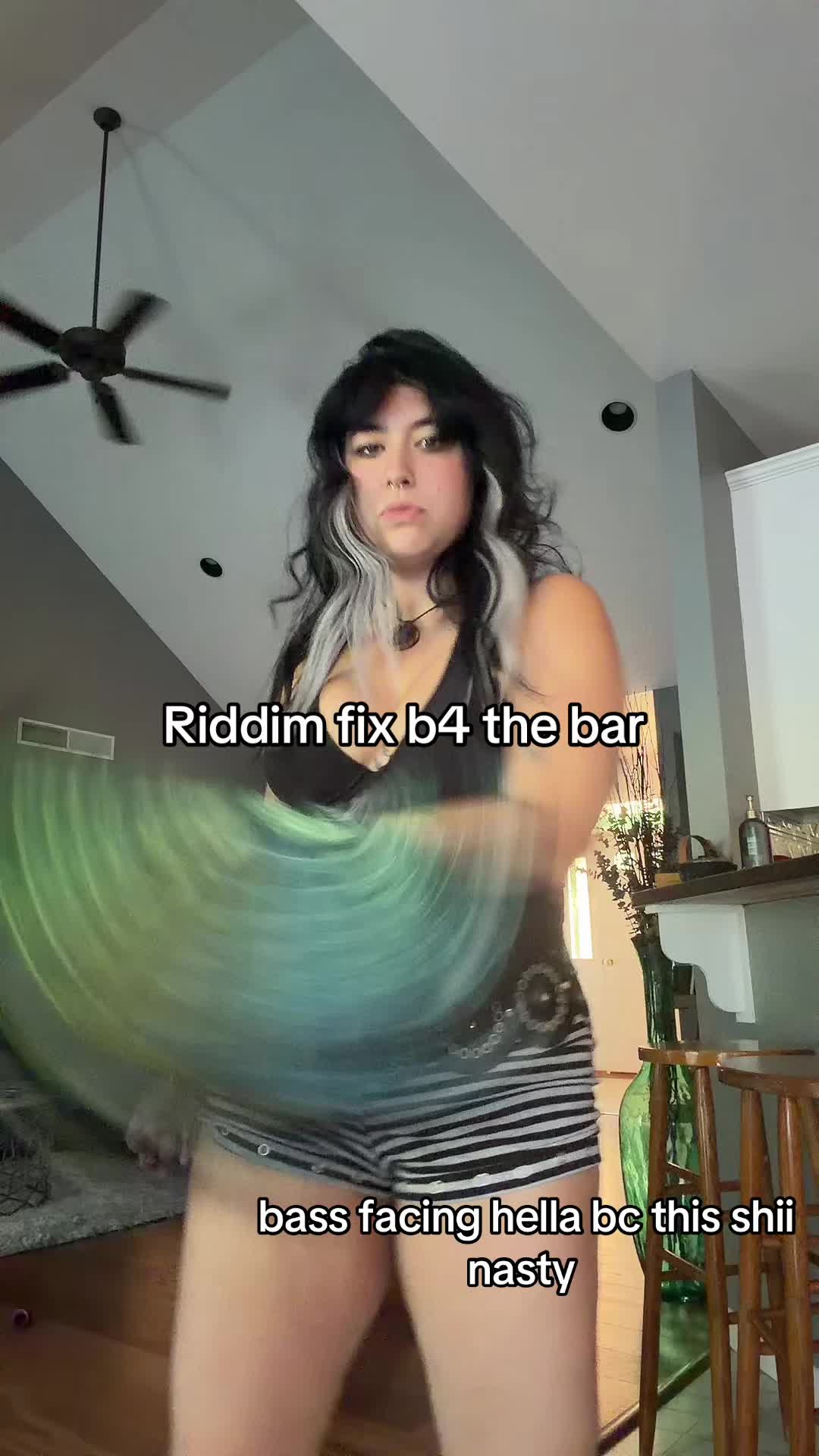 @librahippie17