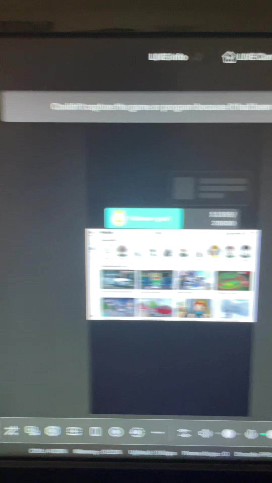 @𝖁𝕽