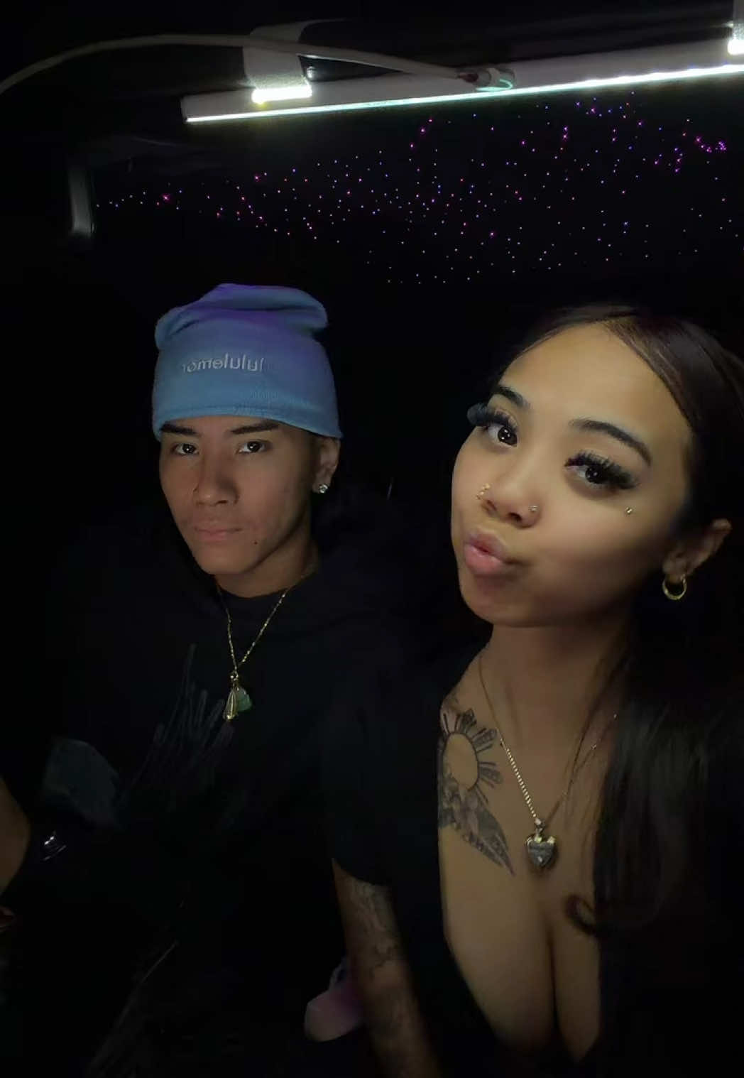 @aj 🧎🏻&zwj;♀️