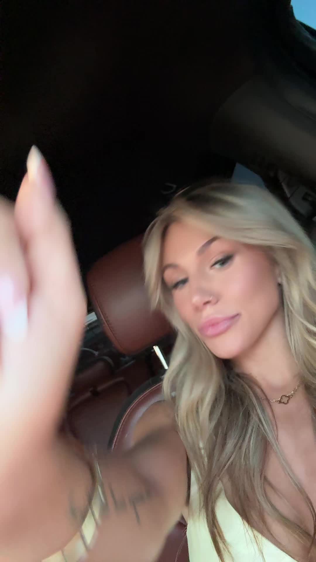 @Bella Rovirosa