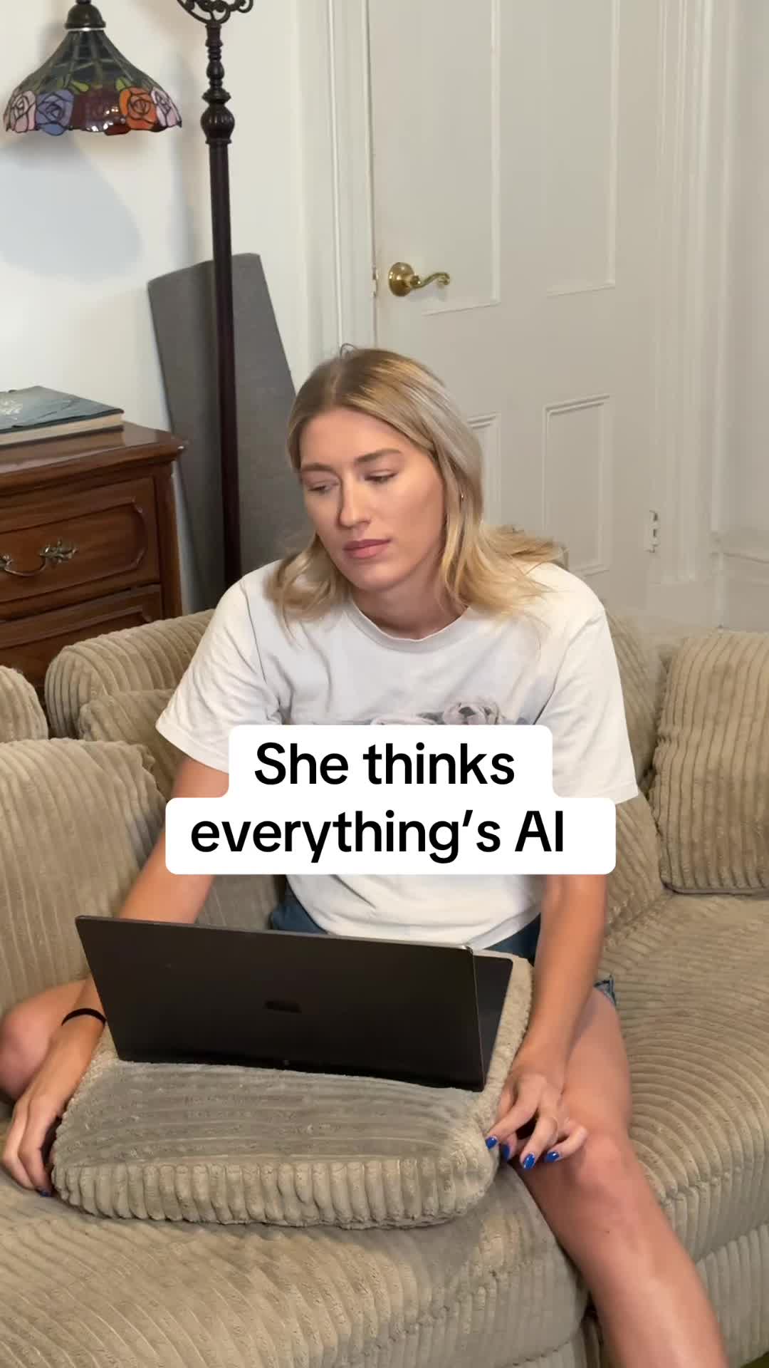 @caroline