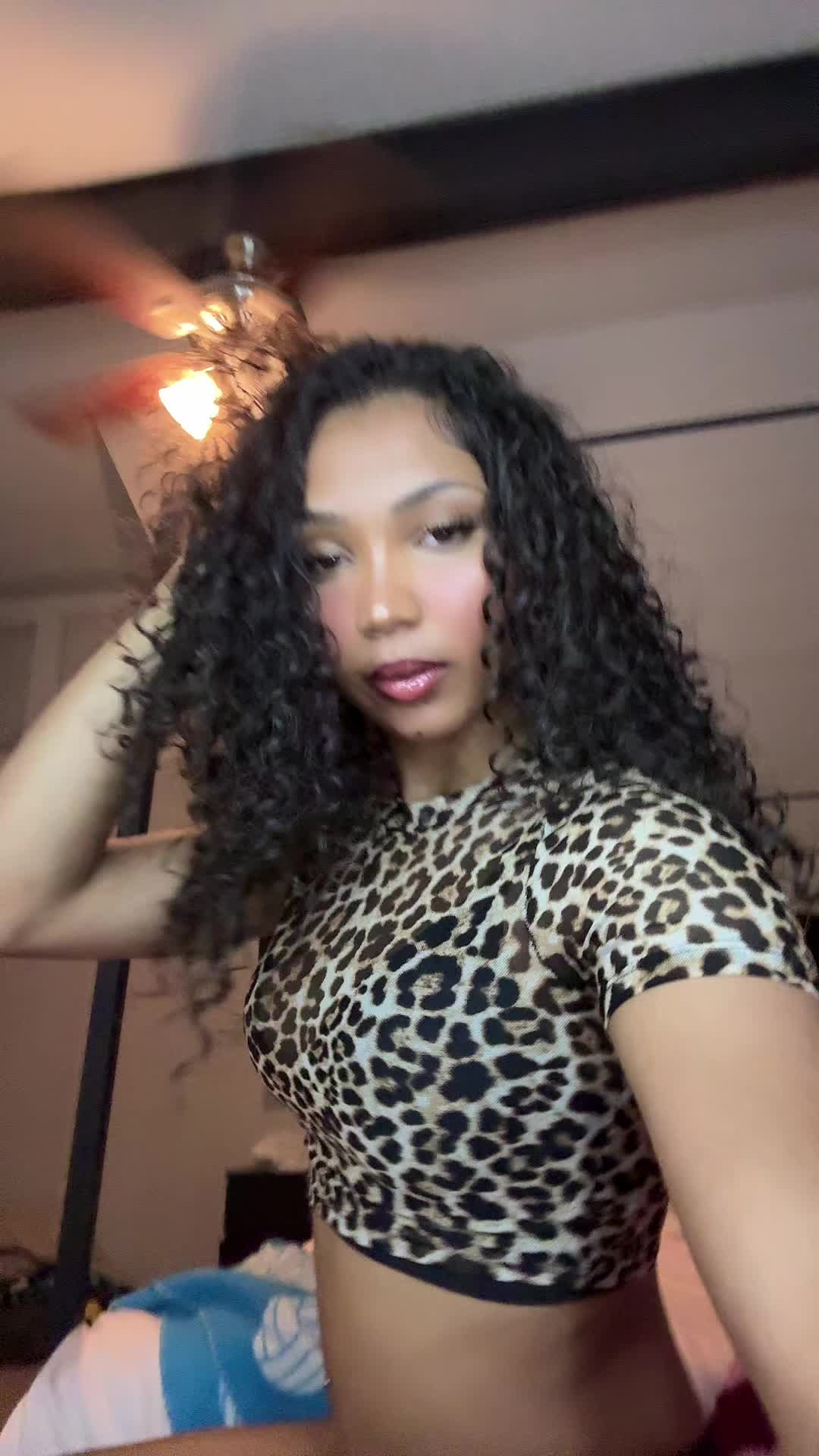 @Vada