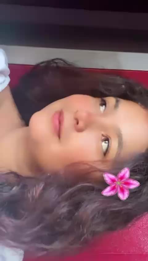 @Sonia 🦋💐