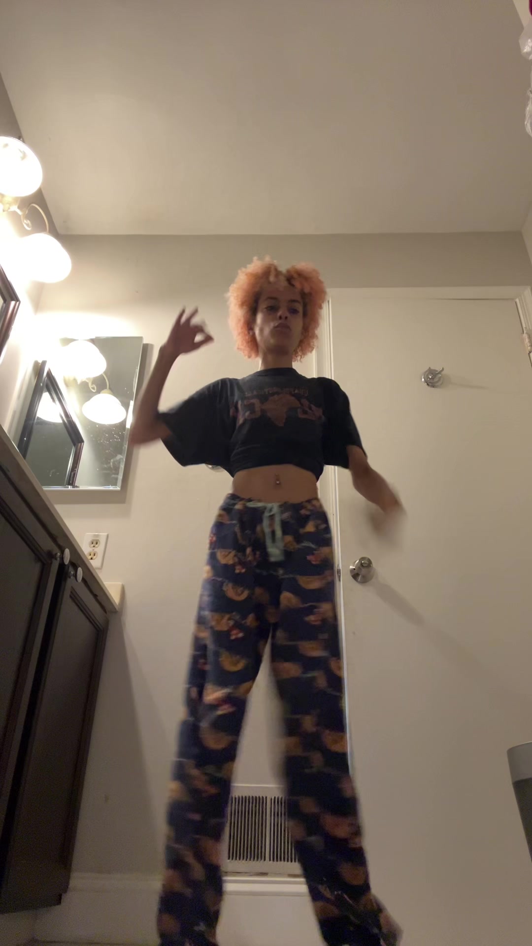 @nosmilingnini