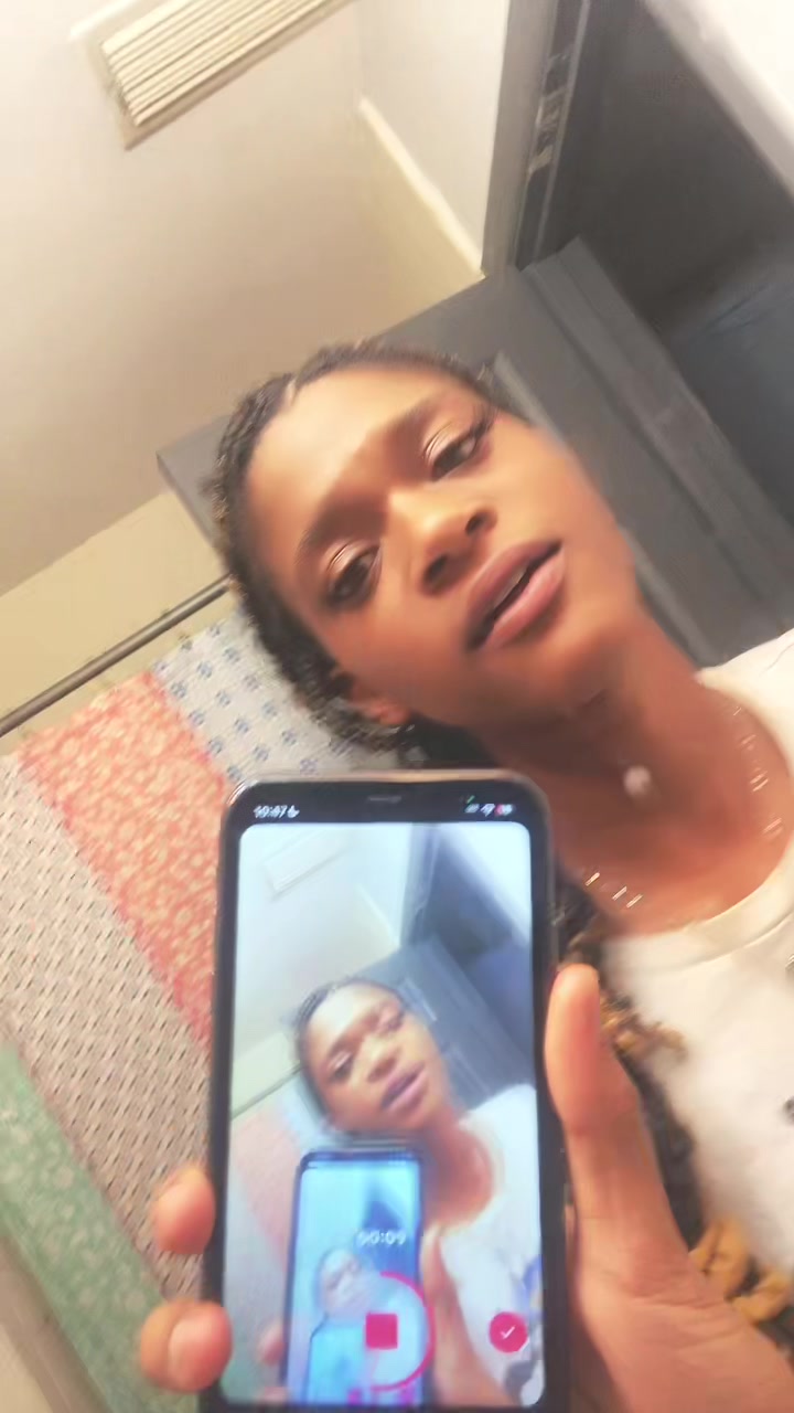 @LariahDeanne