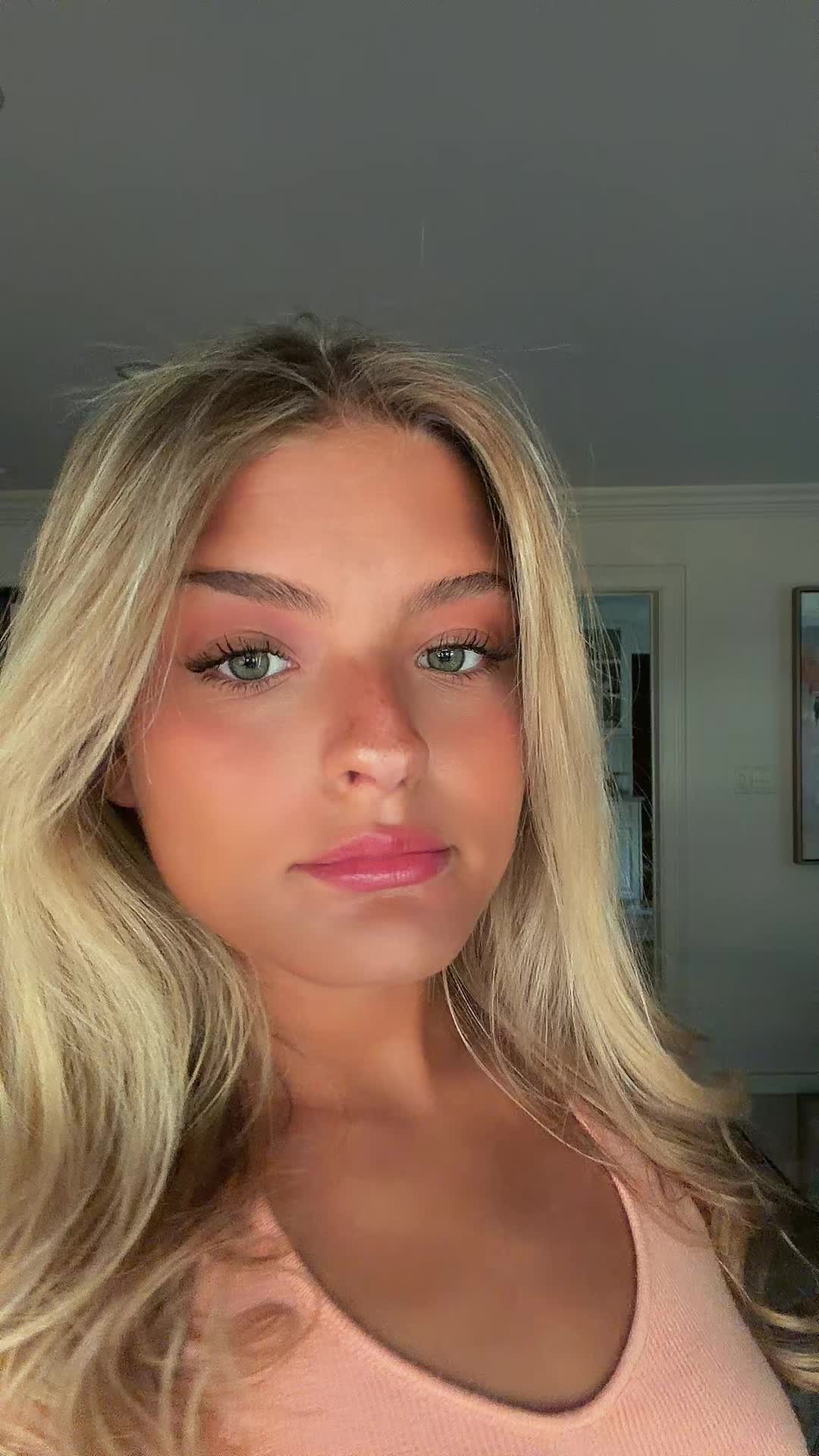 @chloe