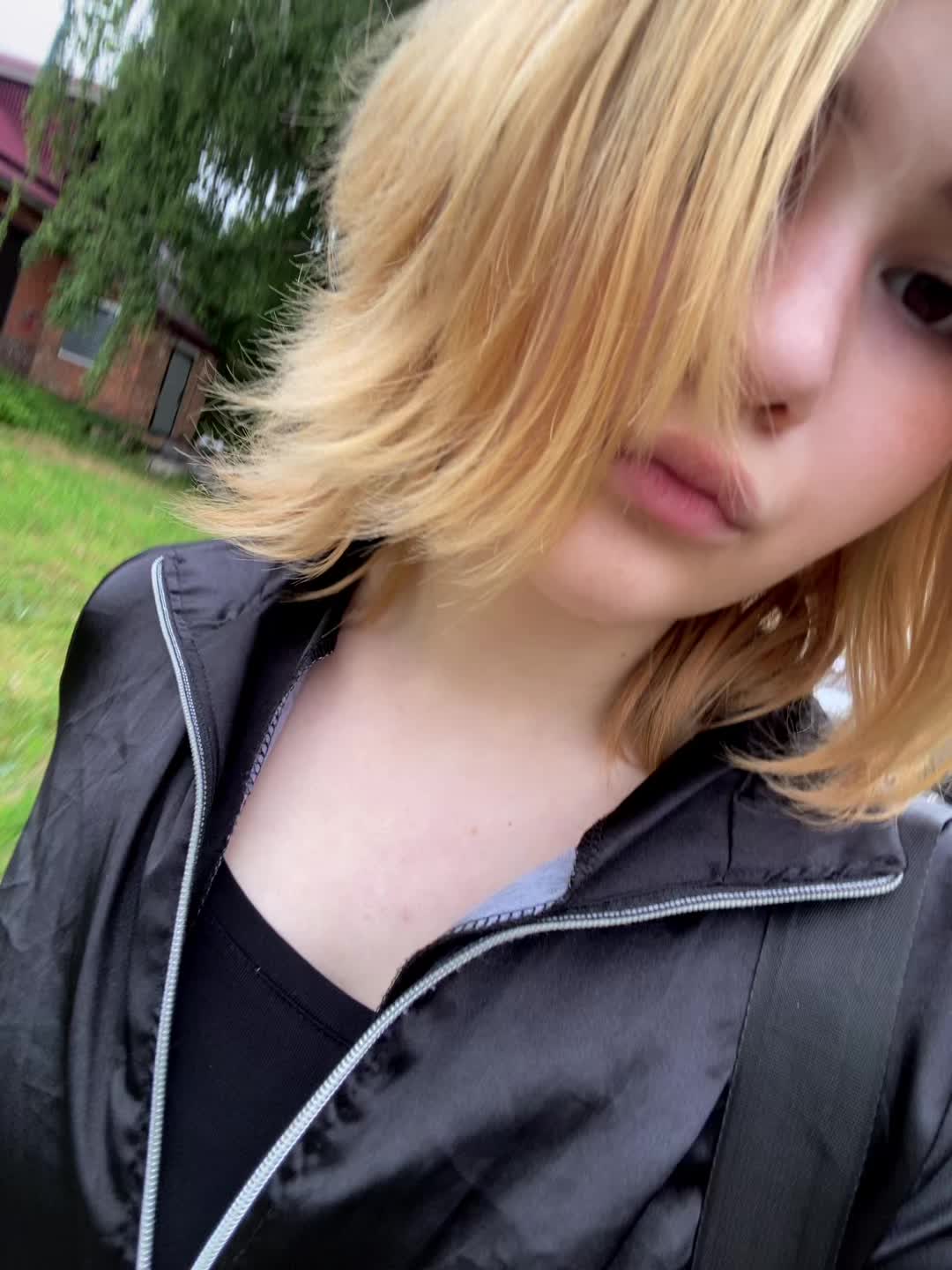 @😴