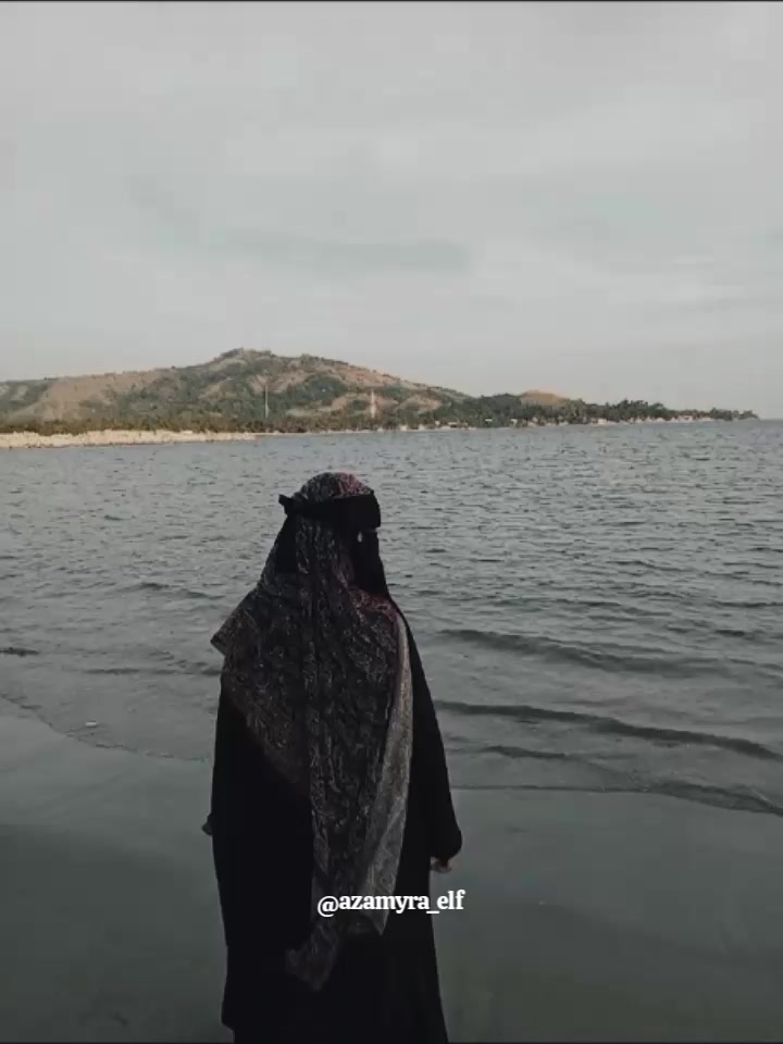 @azamyra_elff