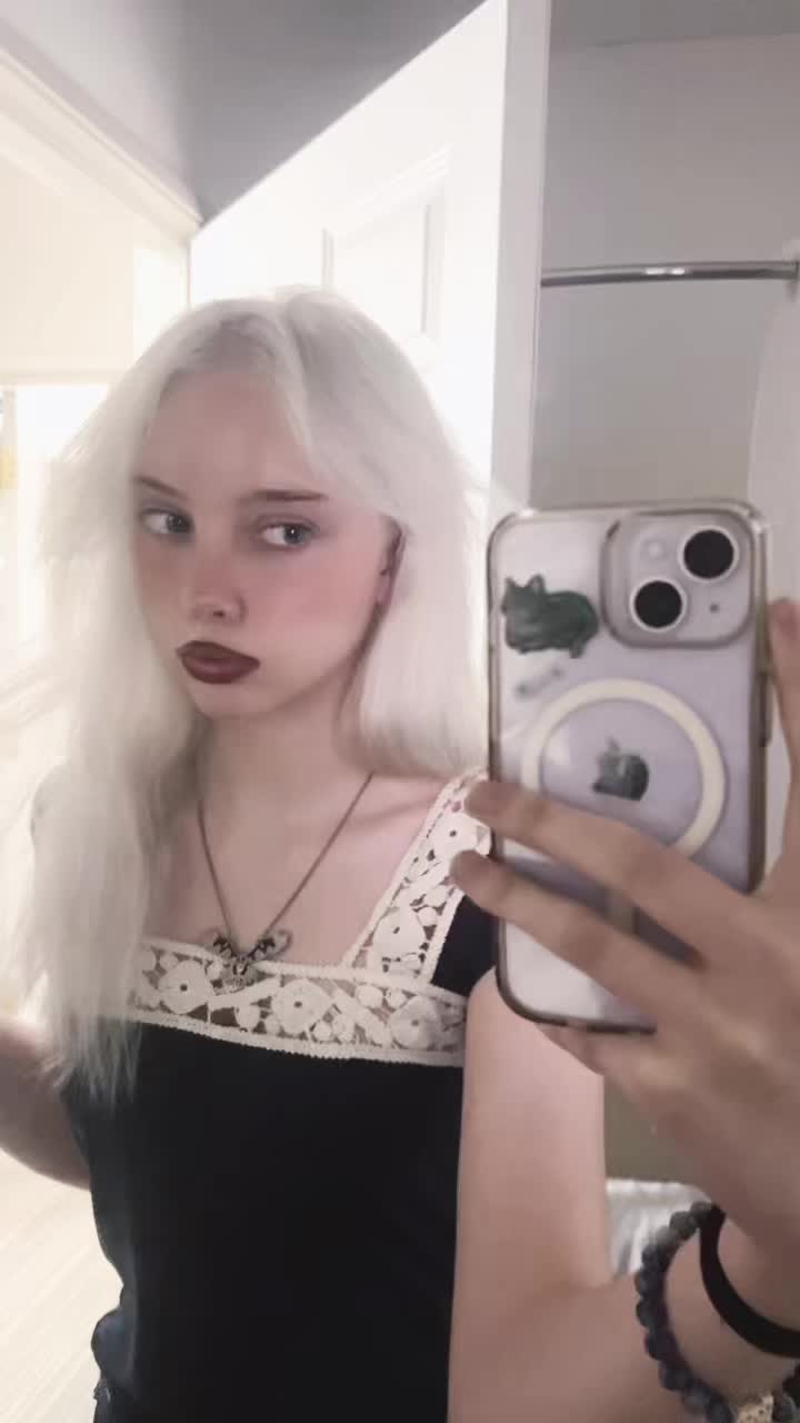@🌙Madeleine🪻