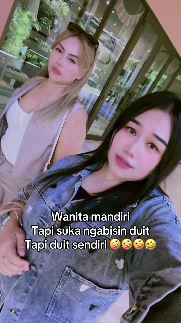 @Ayuoktavia