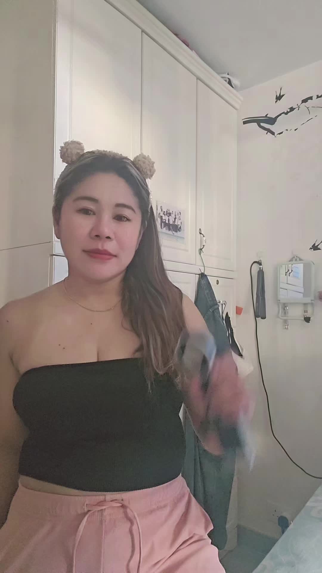 @Olivia๐ญ๐ฐ