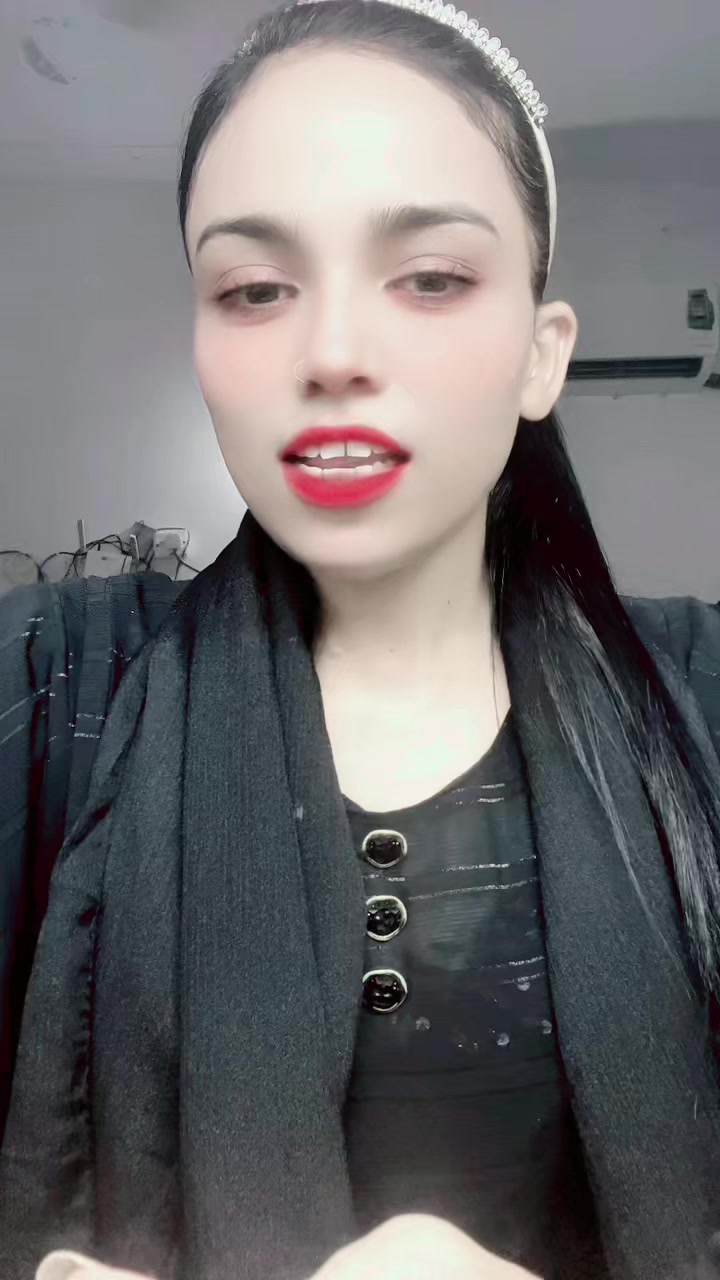 @ɪᴹ᭄Mᴵˢˢ ᶻᴵᴰᴰᴵ✭