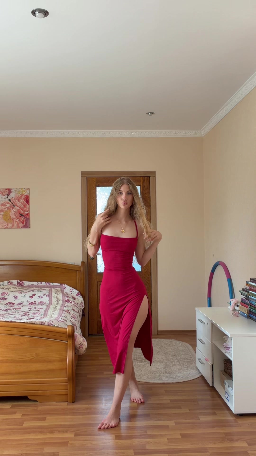 @Blondinka