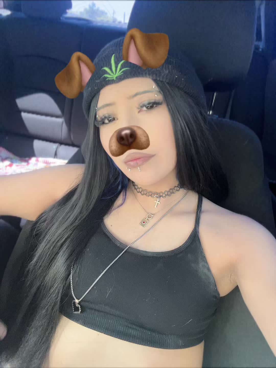 @slushbunni