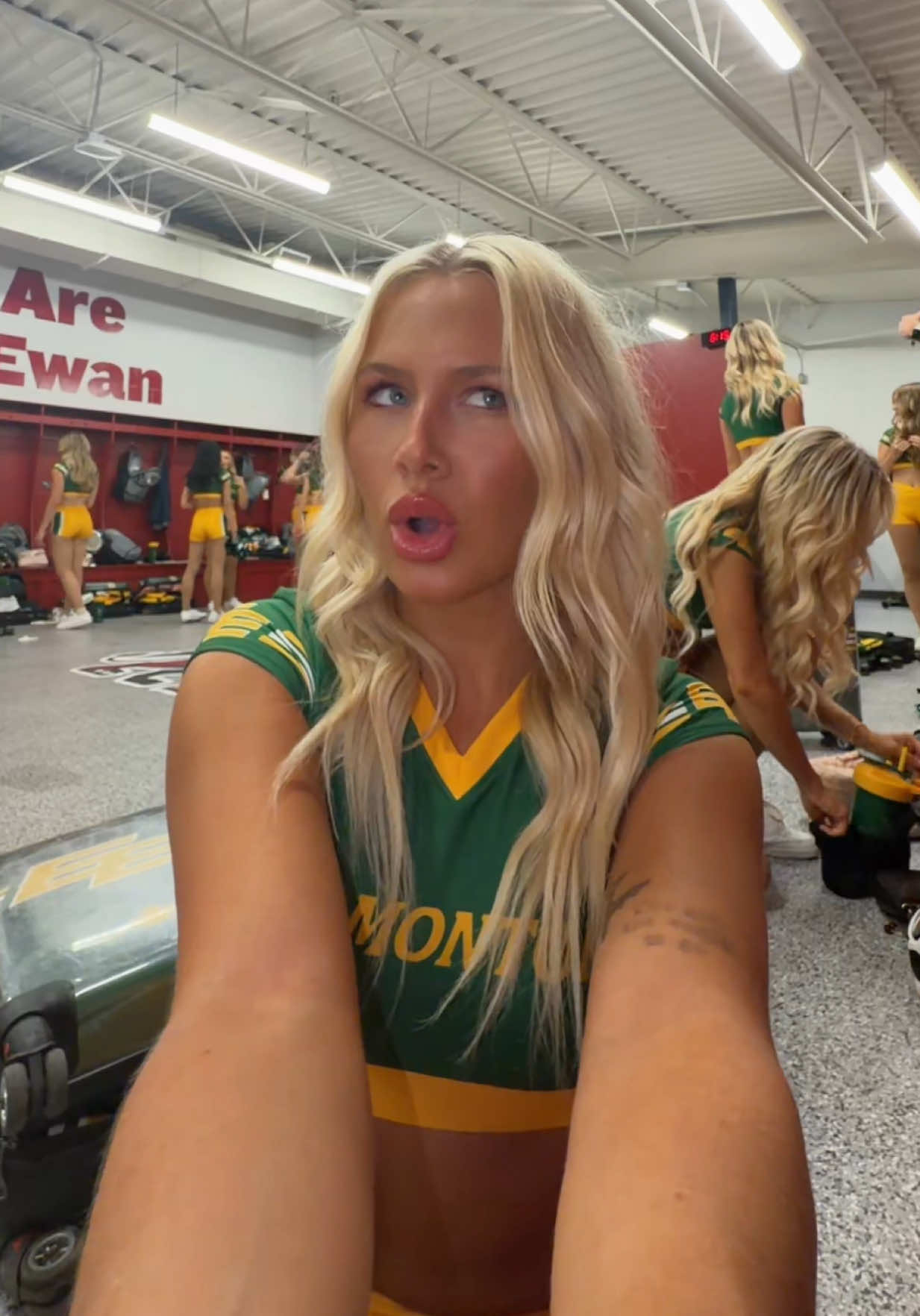 @Edmonton Elks Cheer Team
