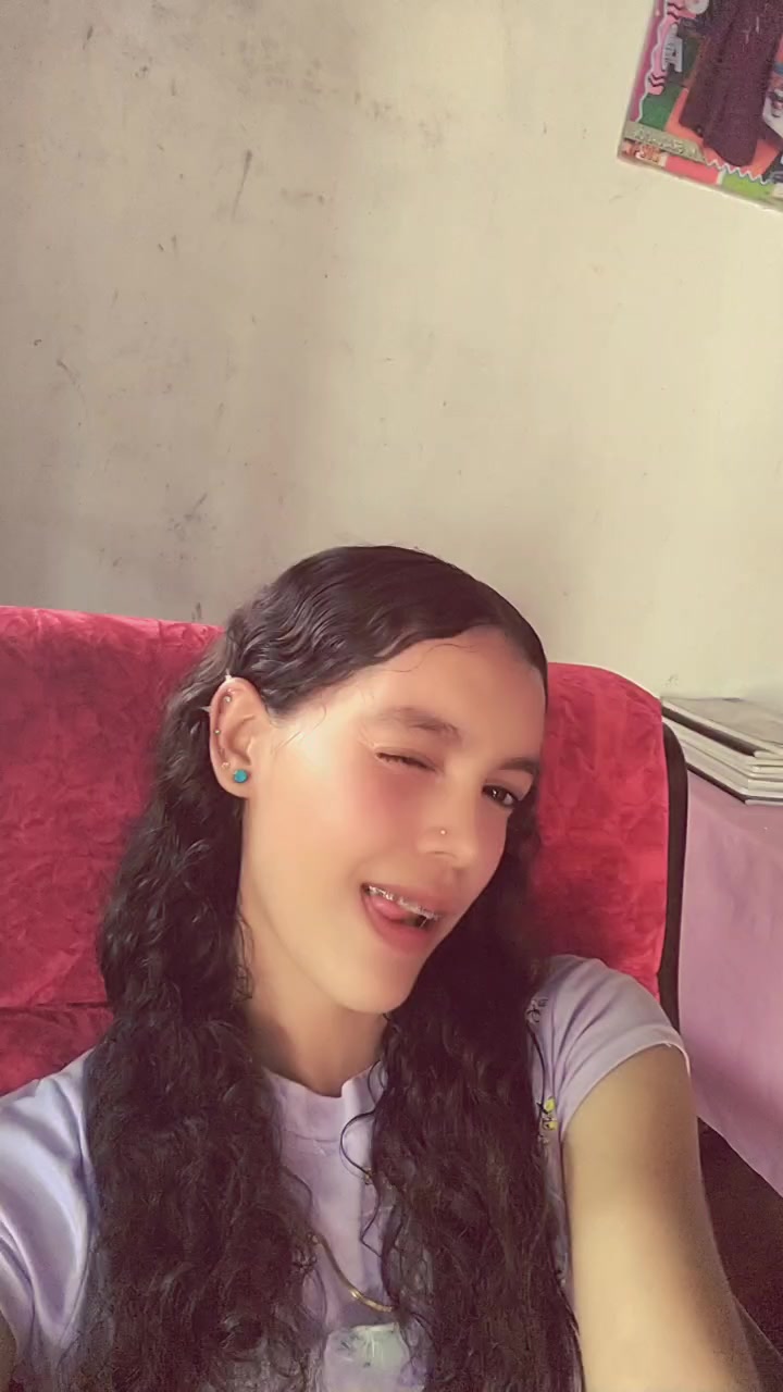 @Carol🍒.
