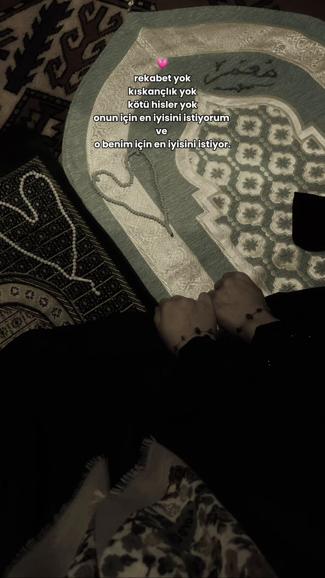 @Esma
