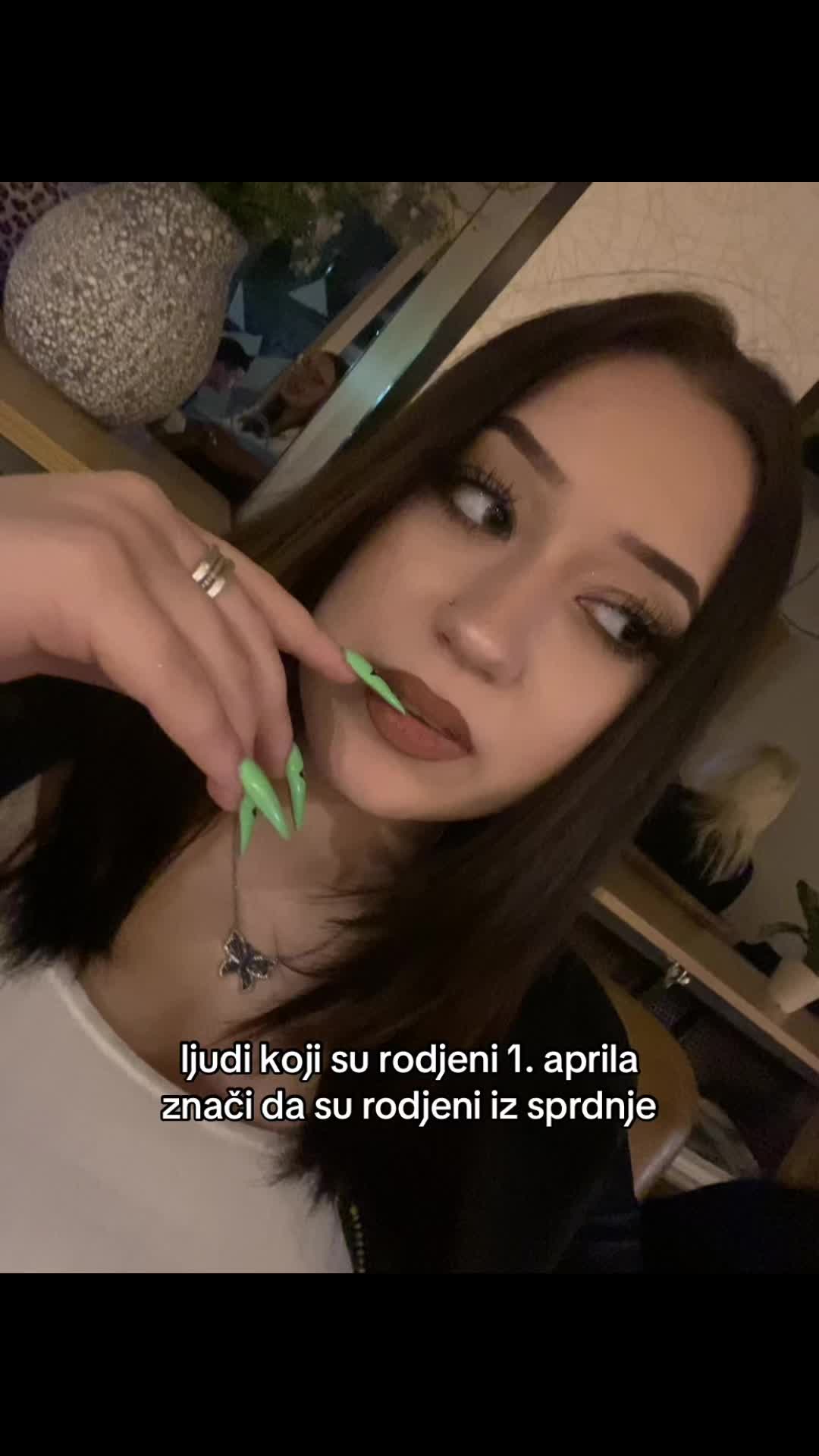 @𝓮𝓵𝓵𝓮🥀