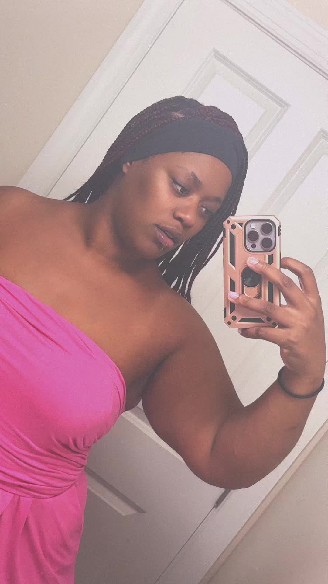 @Teeeebabyyy__