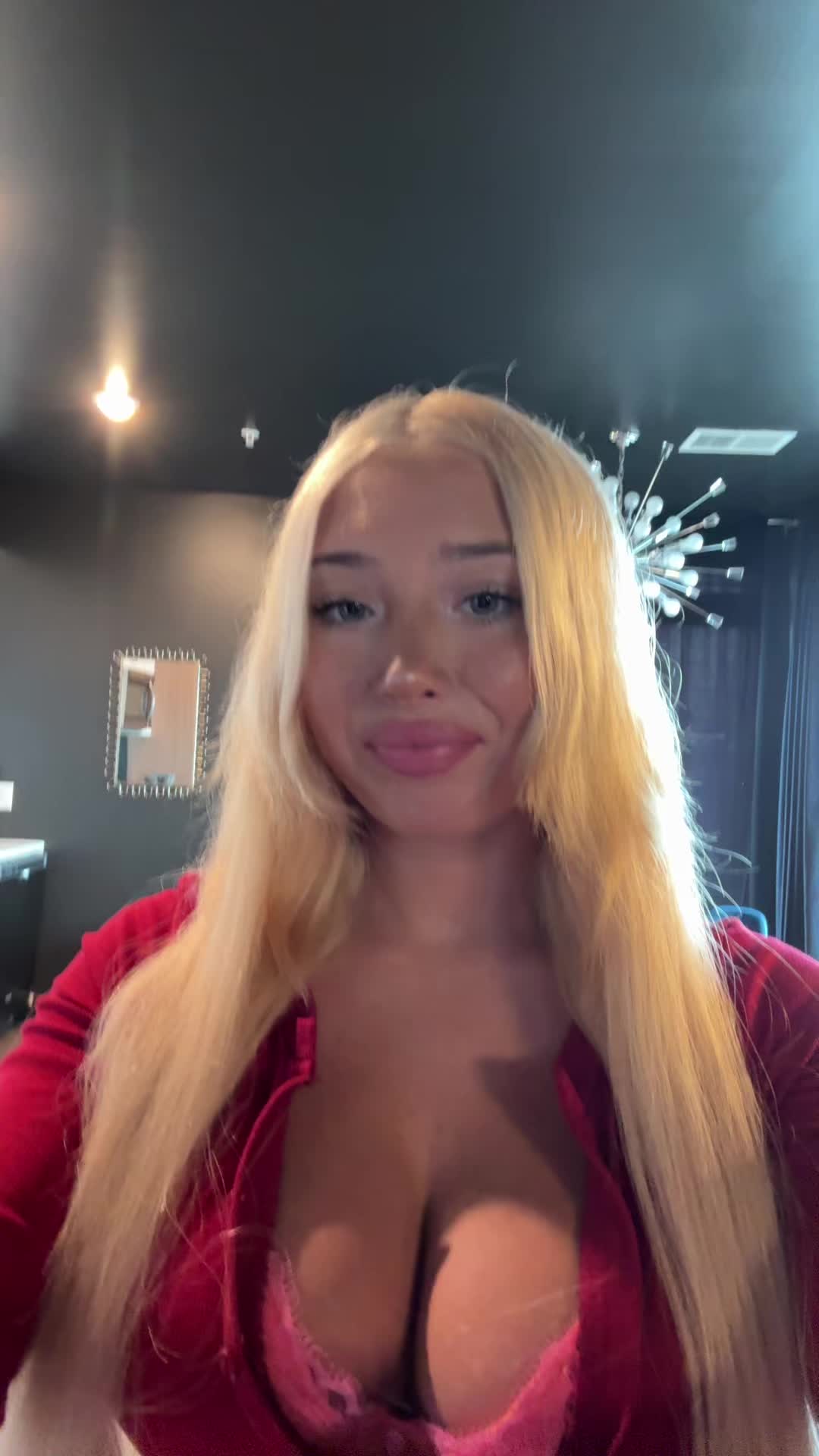 @zoejriserr