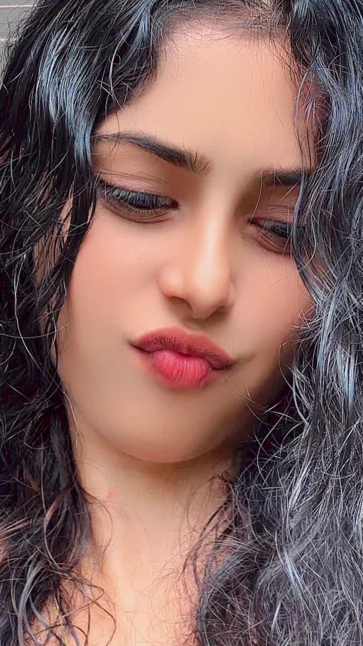 @SHENU💗👱♀️
