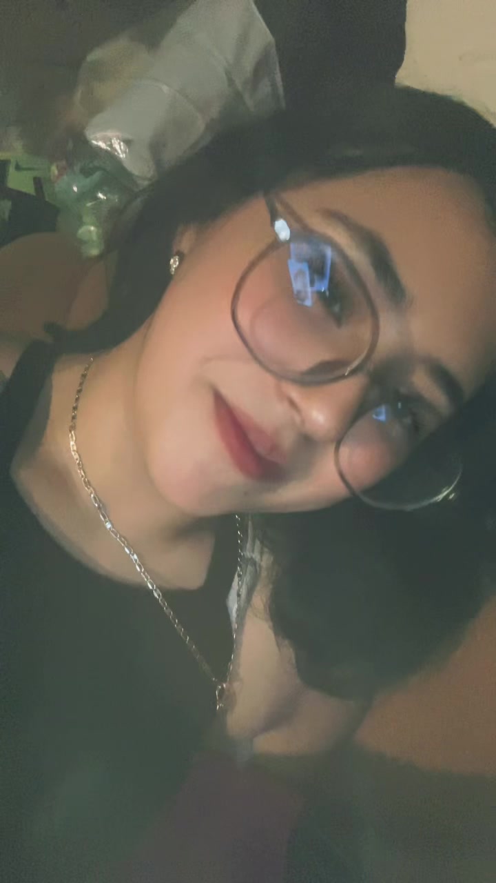 @Yuri González
