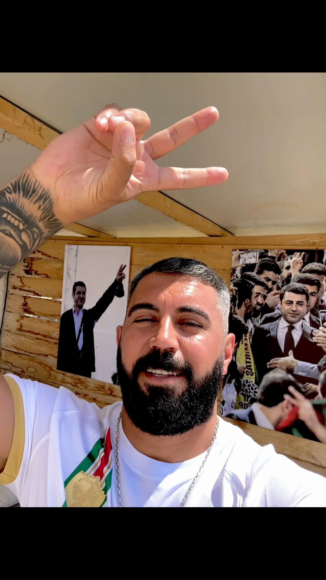 @Ekrem Bayrak21 ✌️