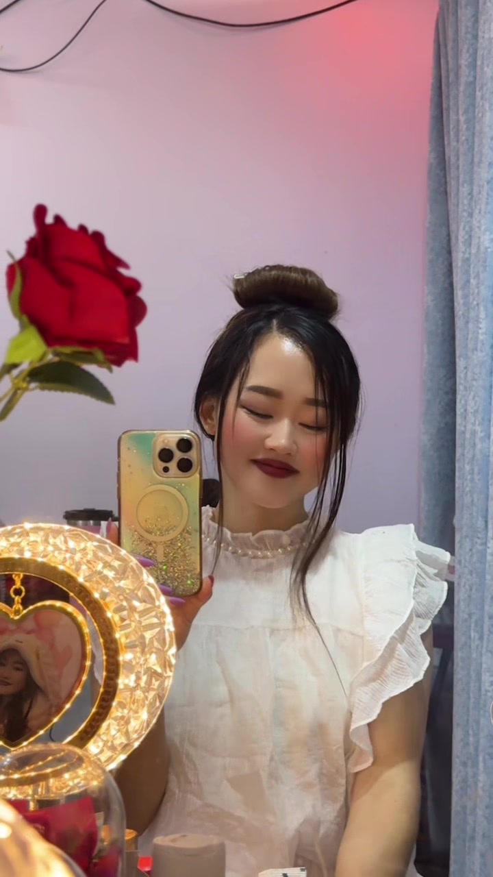 @𝗦𝗵𝗿𝗶𝘀𝘁𝗶 𝗥𝗮𝗶🎼🎧🎤😘