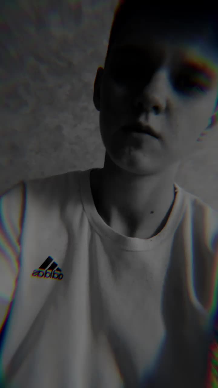 @𝓑𝓻𝓸𝓴𝓮𝓷 𝓗𝓮𝓪𝓻𝓽♡