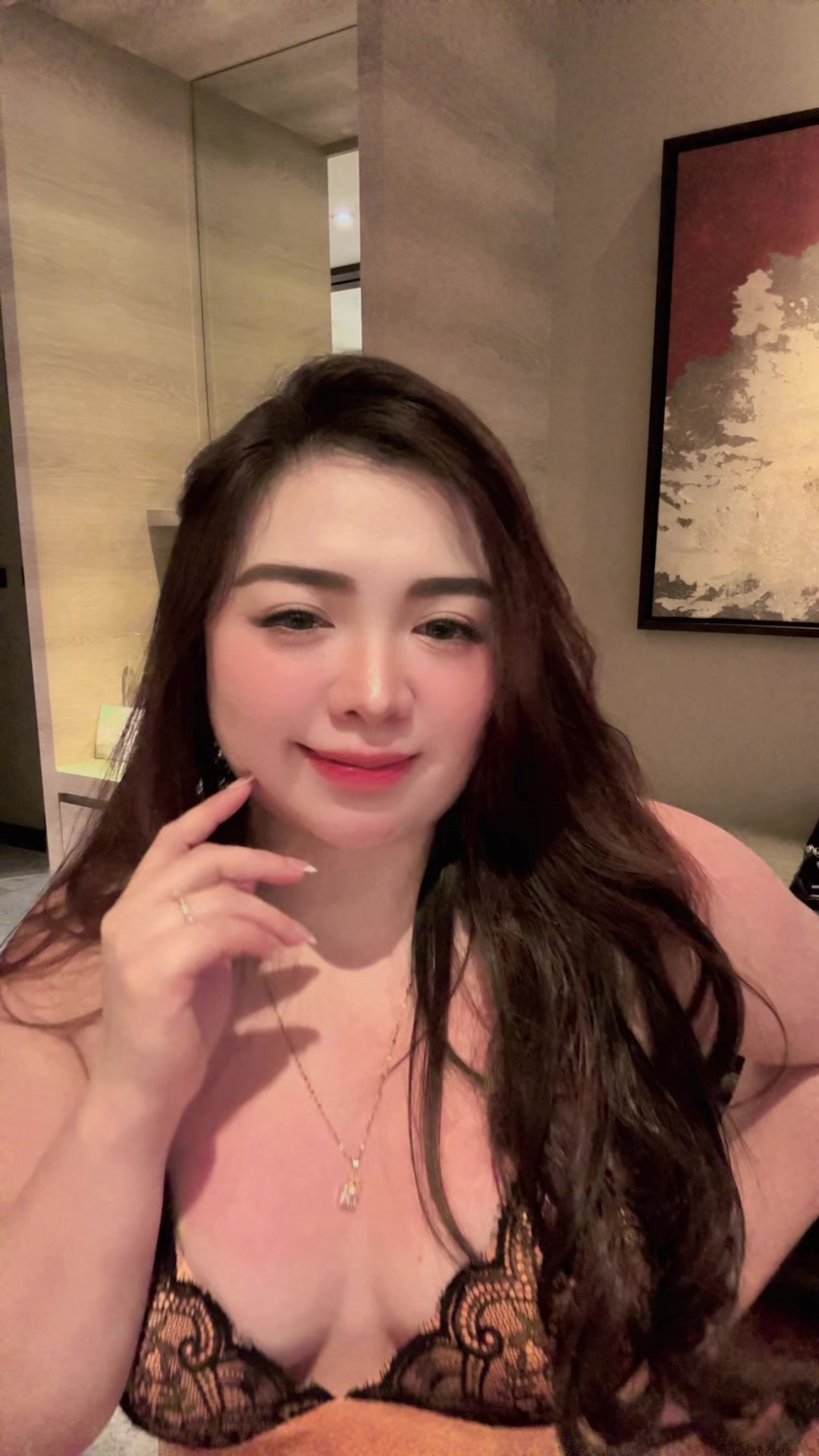 @applejmontez