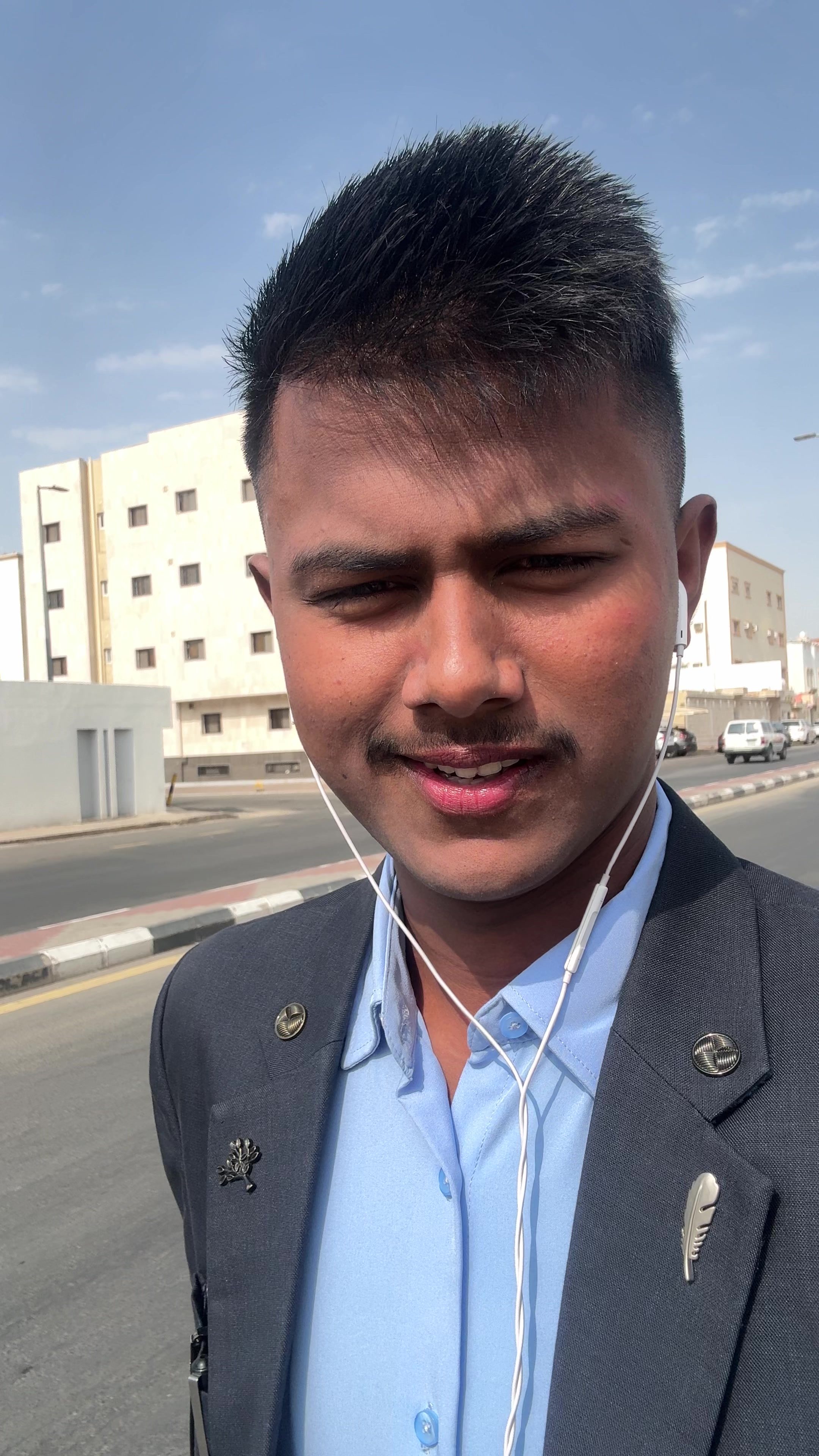 @amader_efte