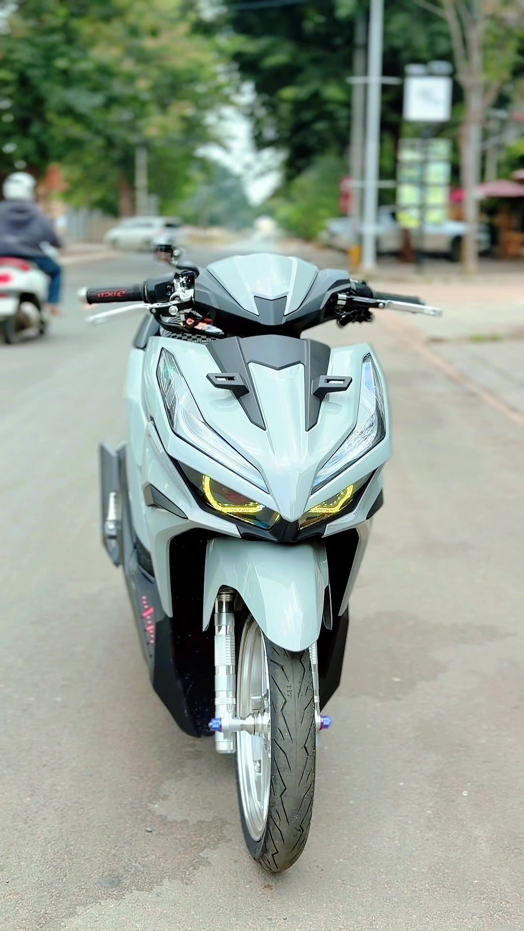 @ភាពសុភ័ក្រ្ត ទិញលក់ម៉ូតូវ៉ៃដូរ