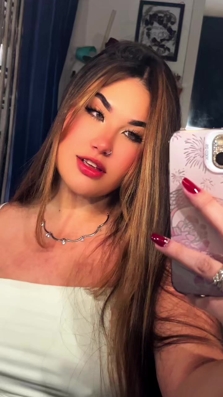 @Lorena flames🔥