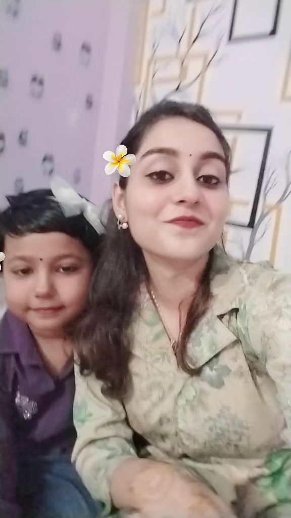 @Kalie (कली)