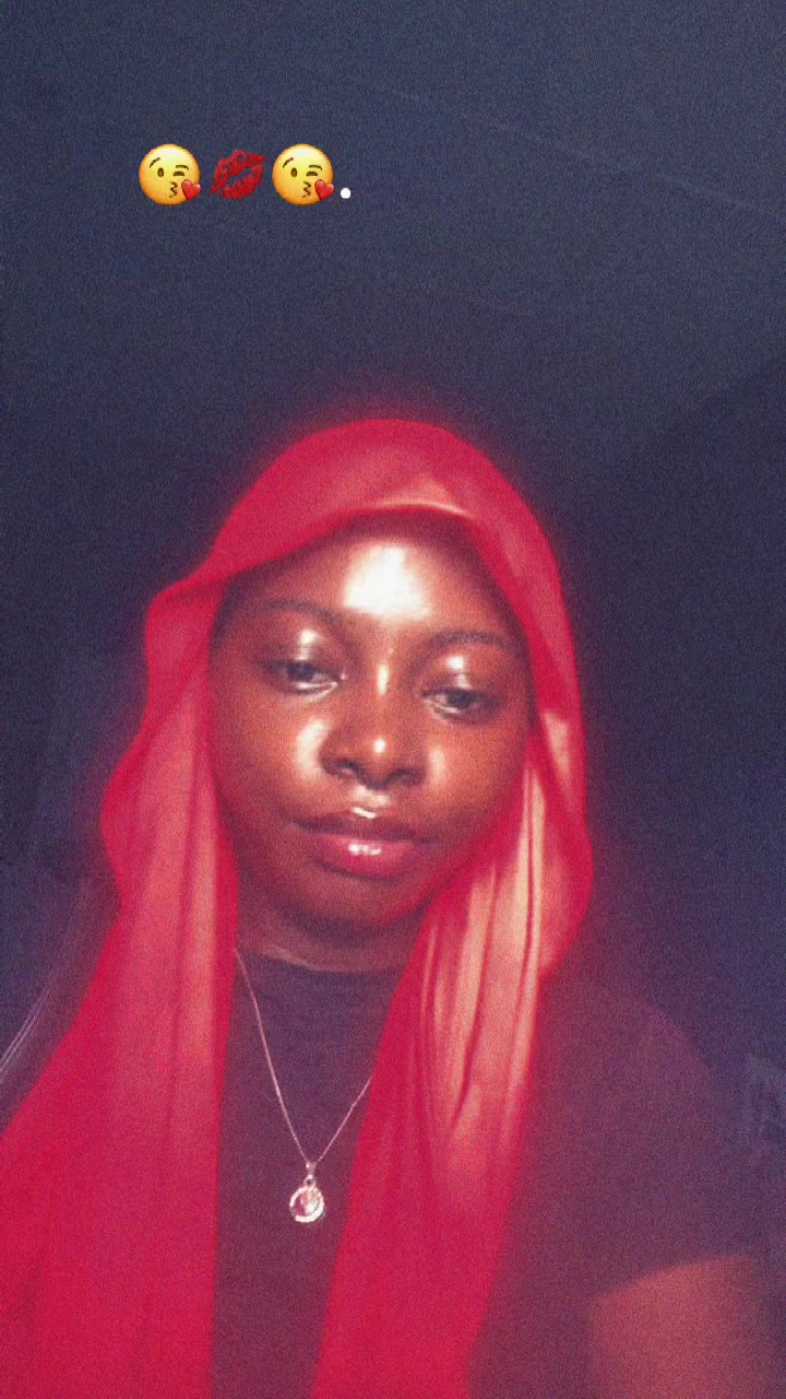 @Oyinxoxo💕