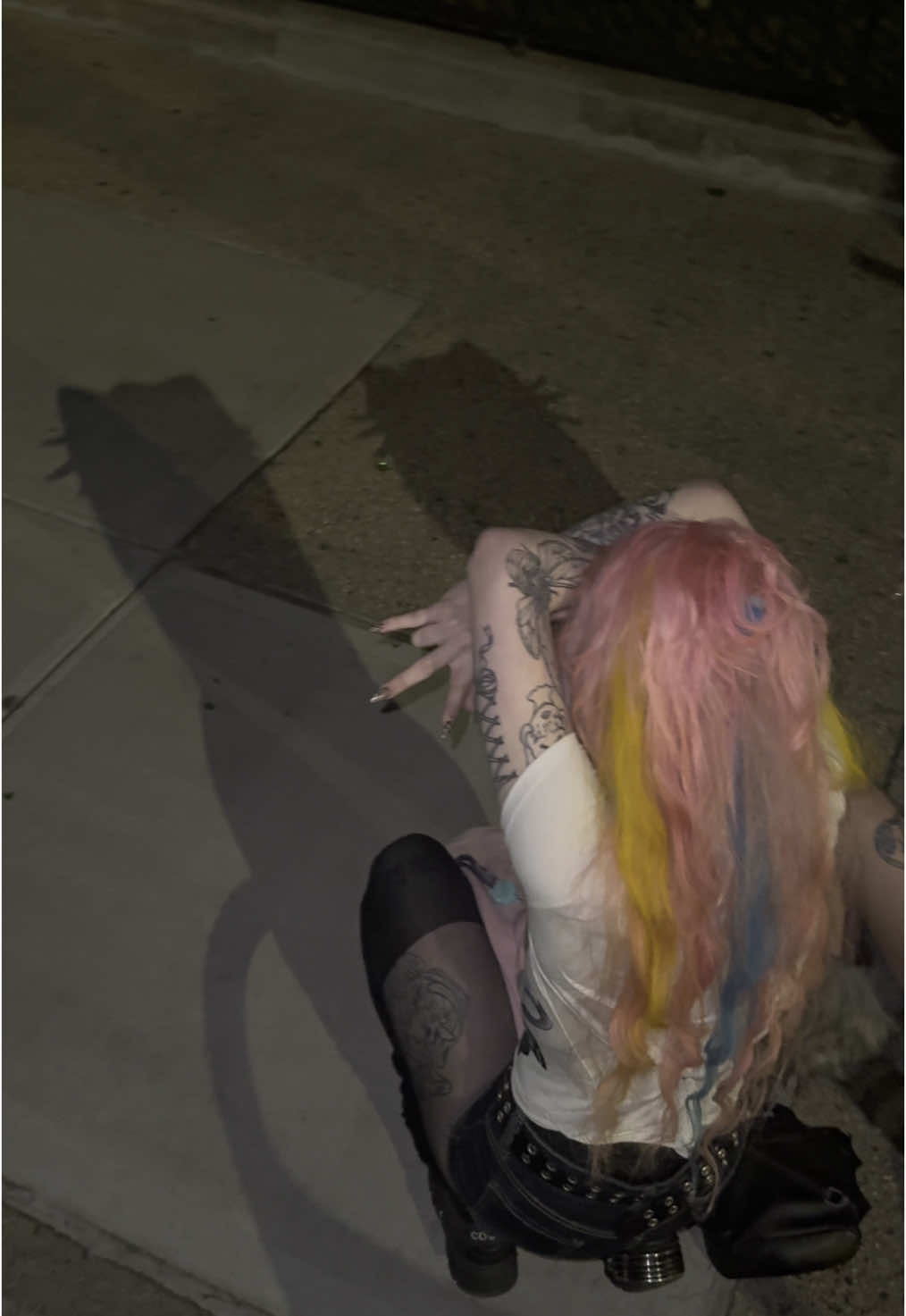 @kneesock