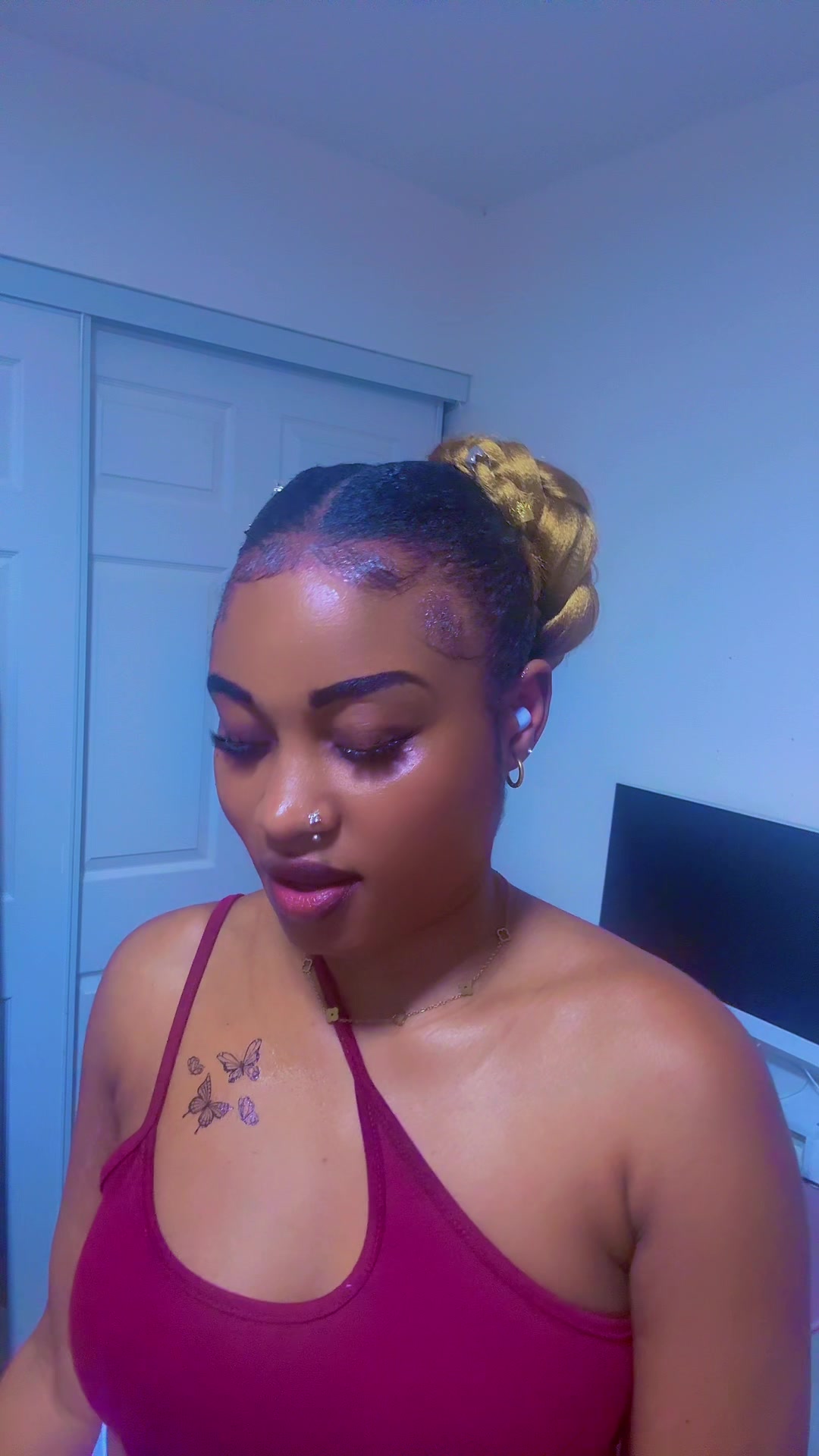 @Queen Chocolate 🍫🌹😘🥵👀