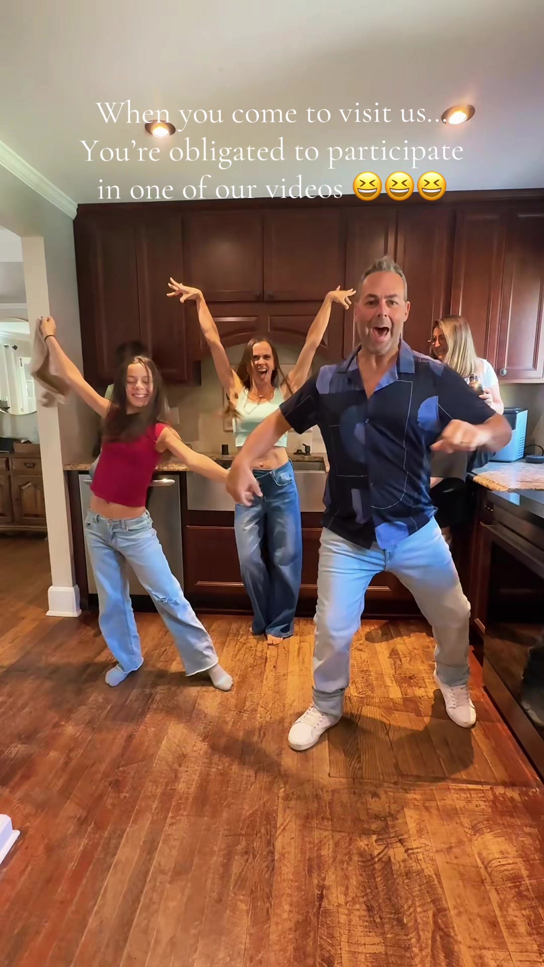 @The Dancing Family