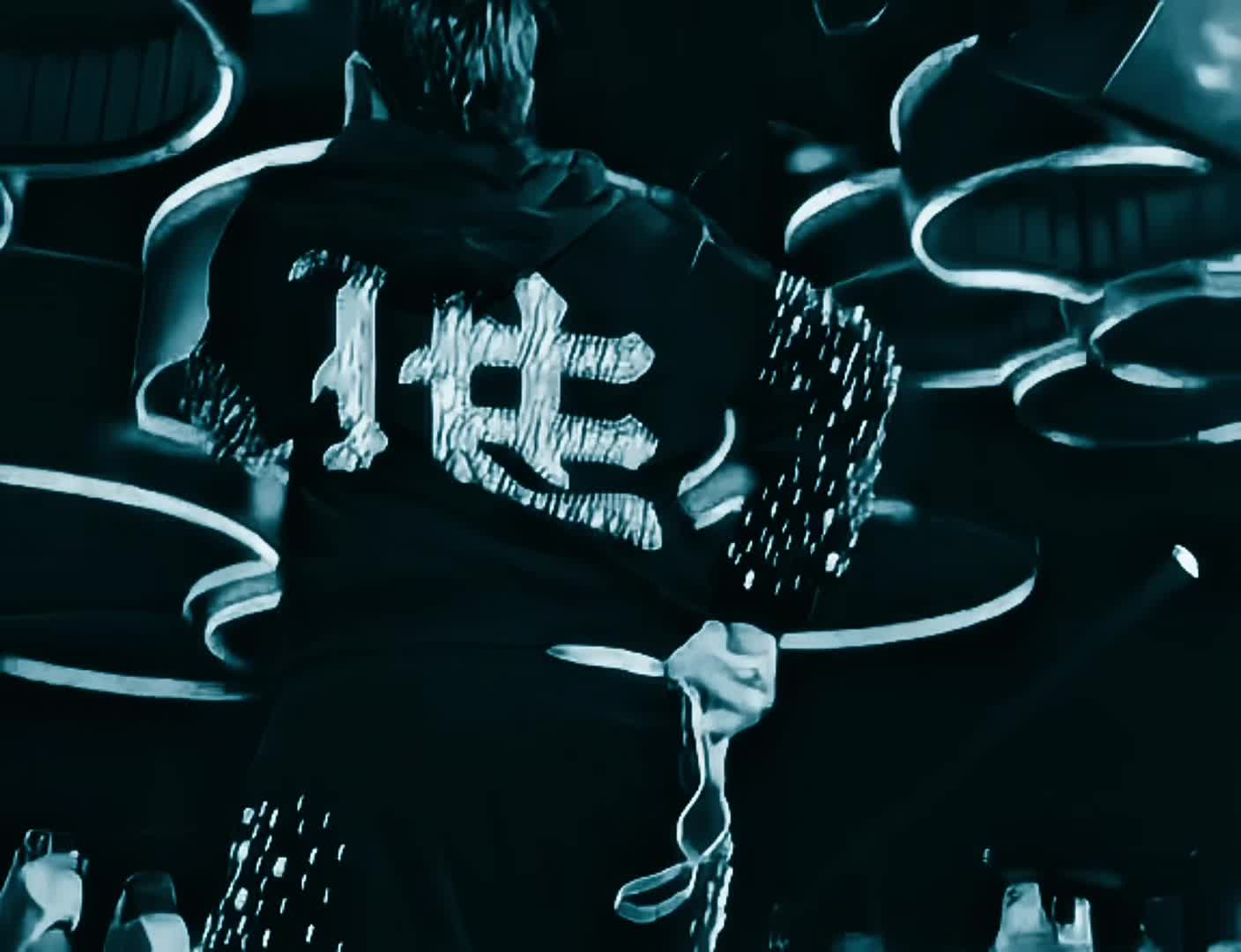@🦇