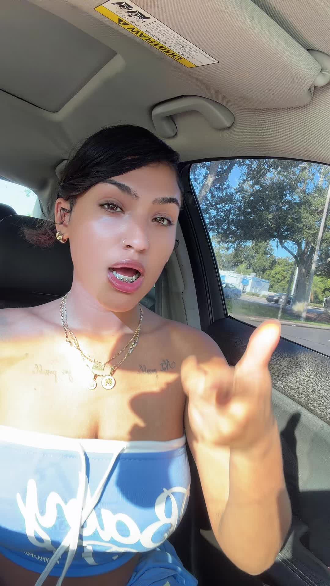 @aniyahalbino