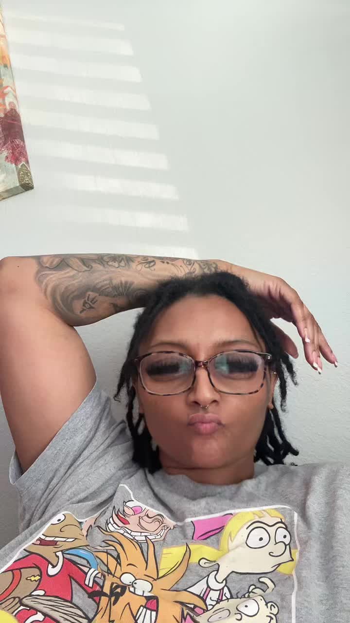 @pretty__younique