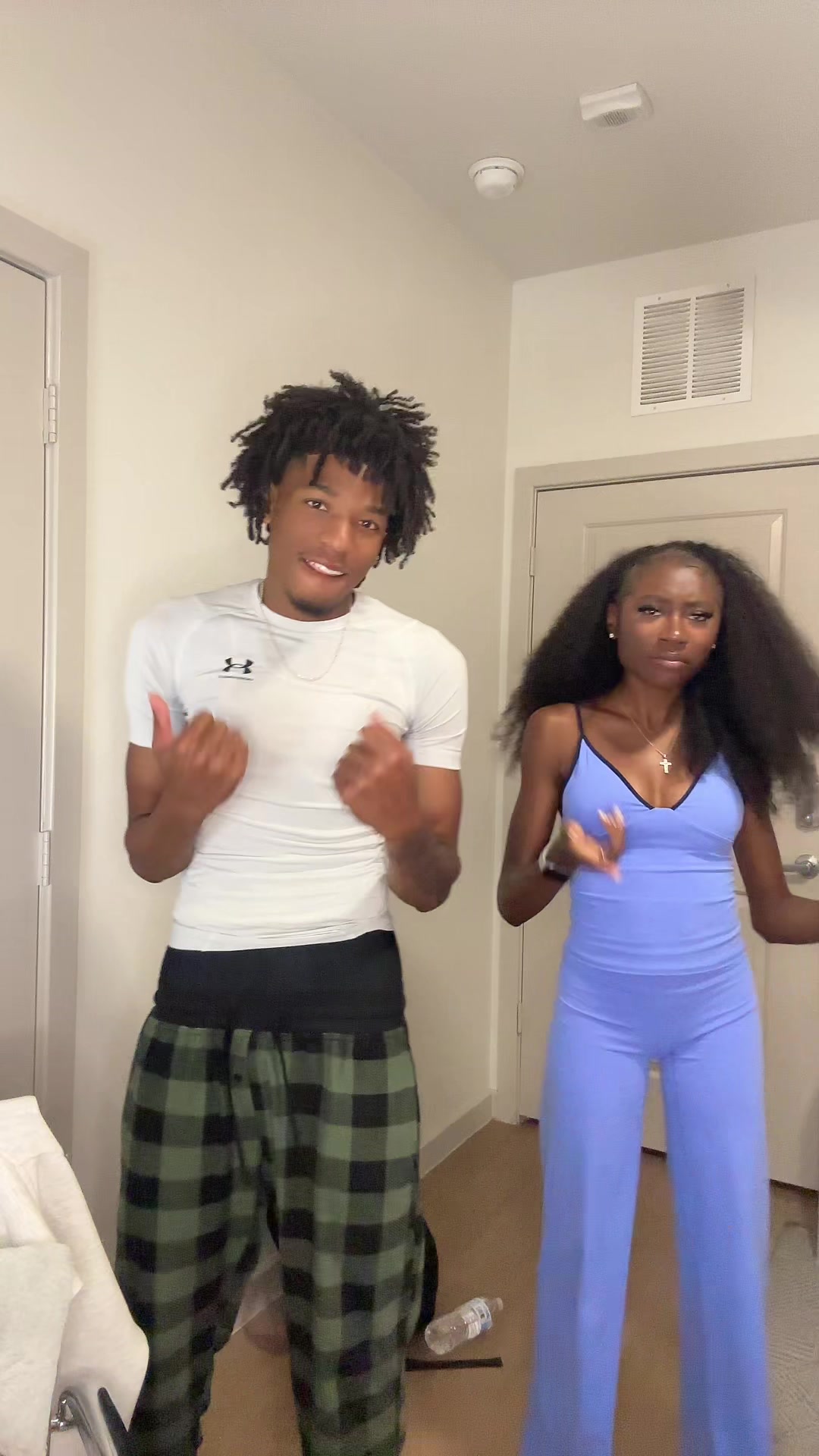 @9jakidShayron