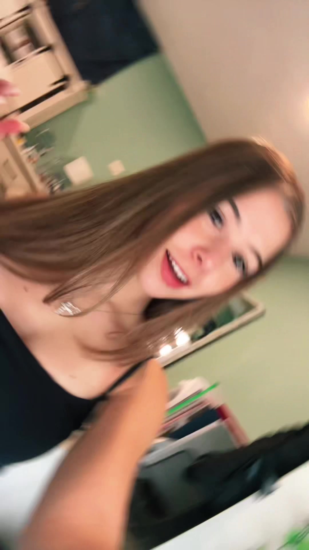 @lucy