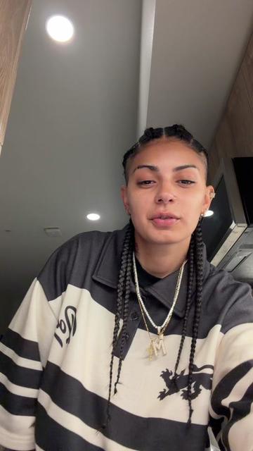 @Dolllamo