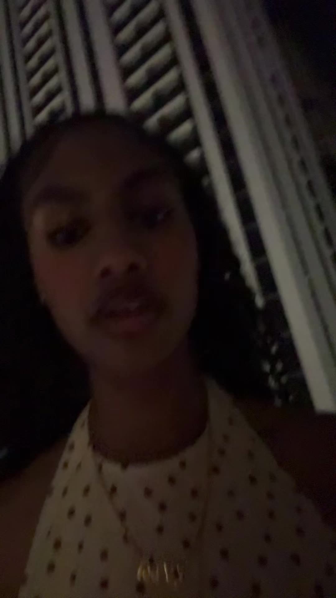 @Elle