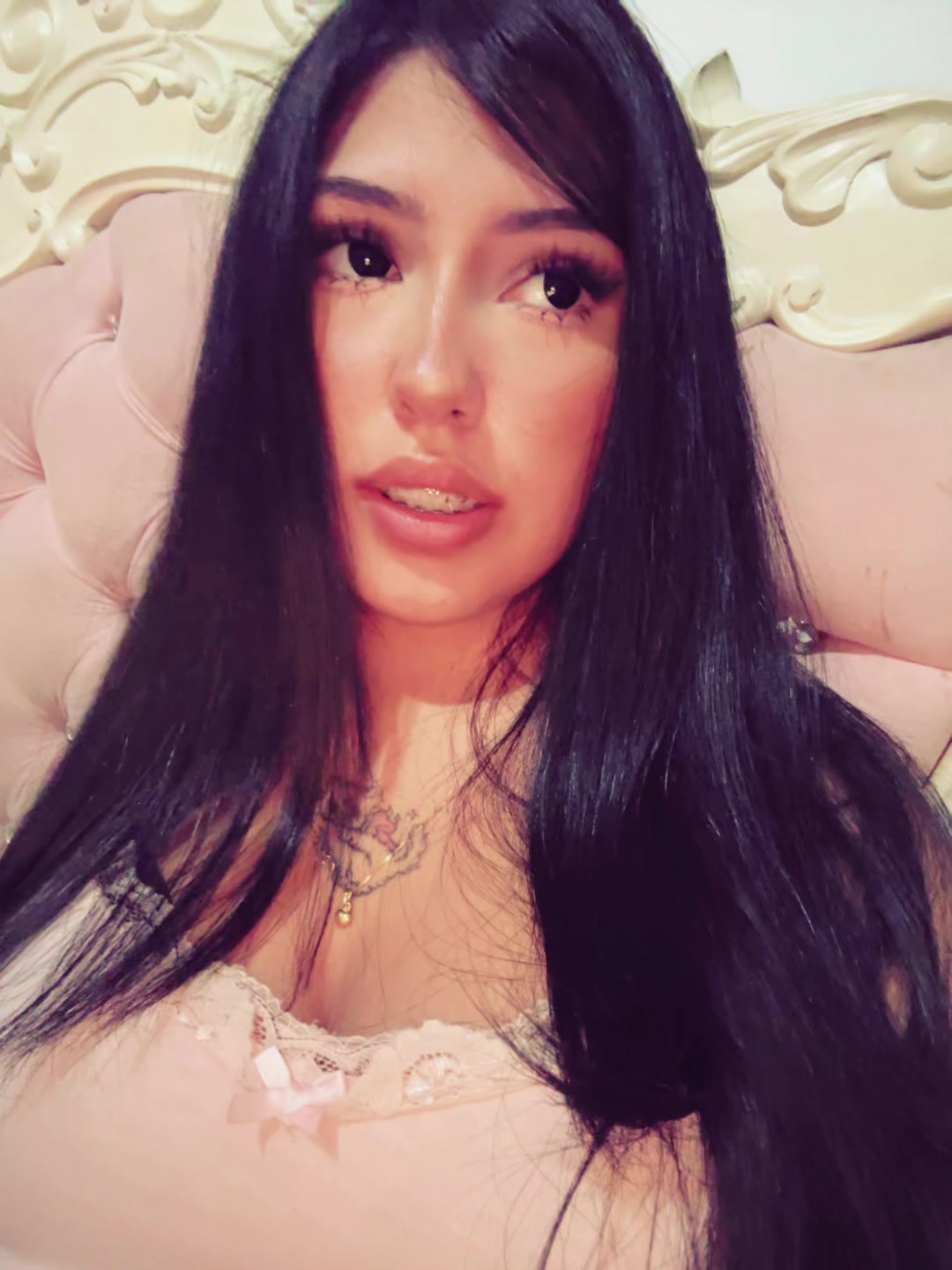 @Honeybloom