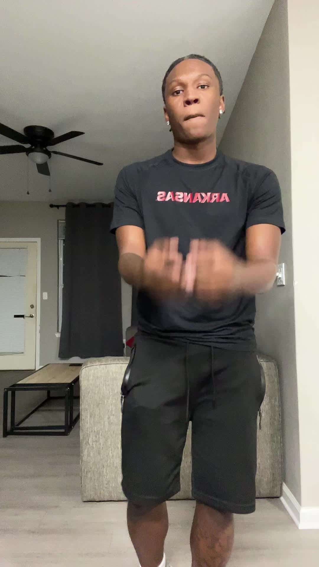 @useruno