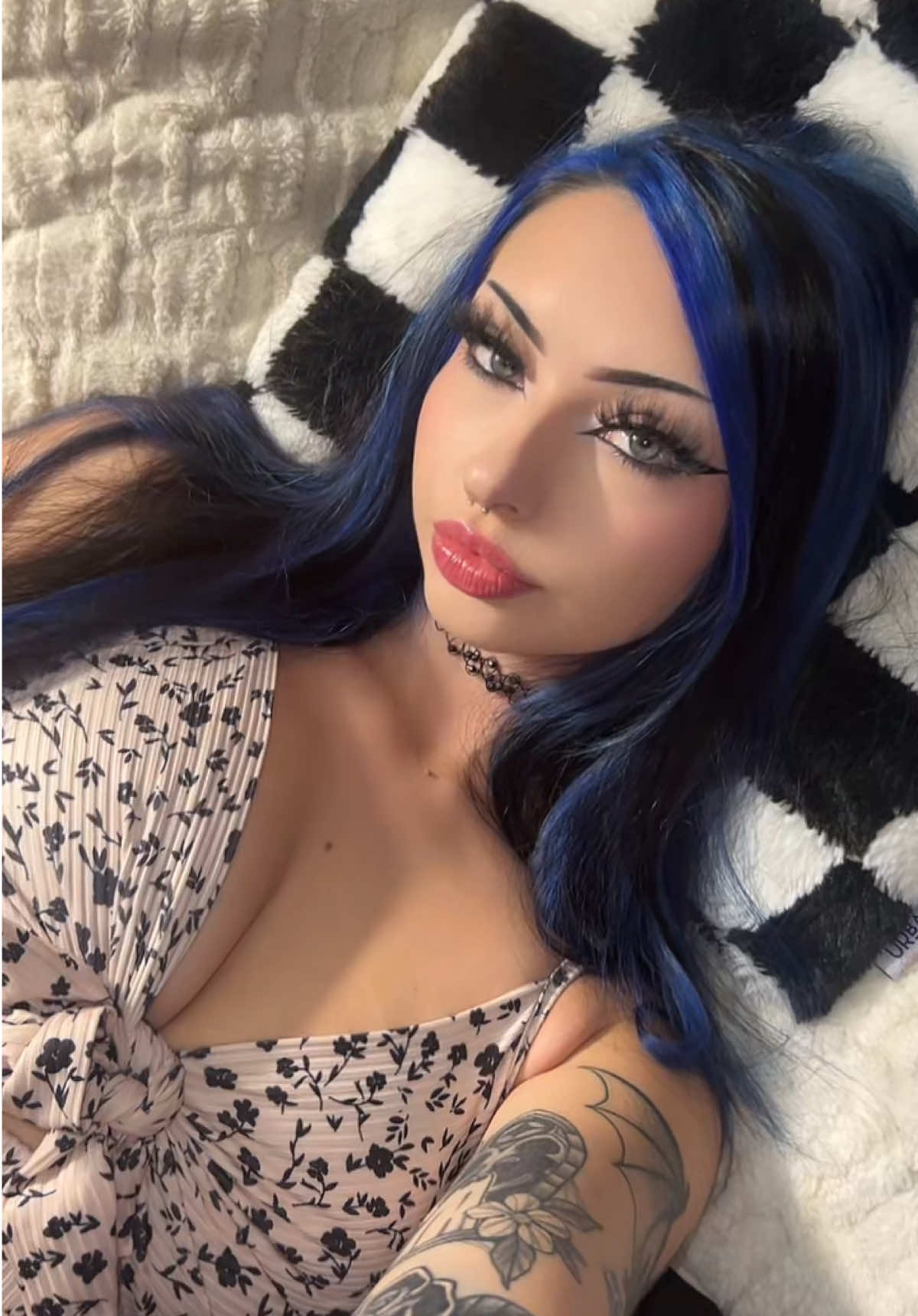 @𝖘𝖔𝖚𝖑 🖤